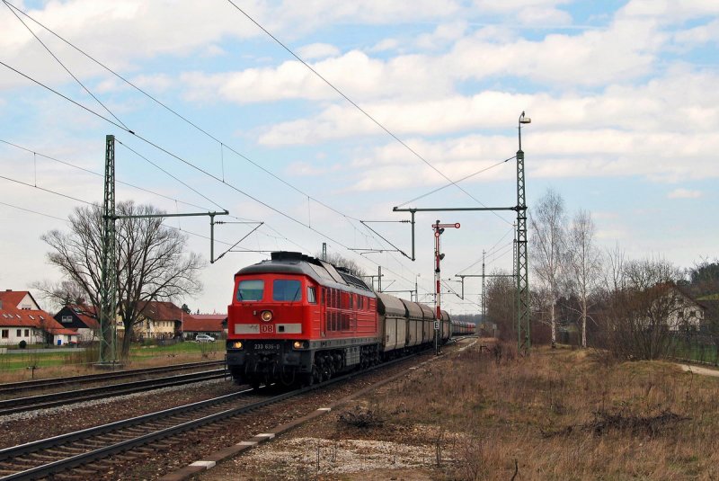 233 636 mit CS 60427 in Langenbach (05.03.2007)