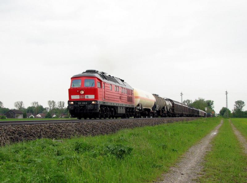 233 698 mit 56421 bei Buchloe (16.05.2006)