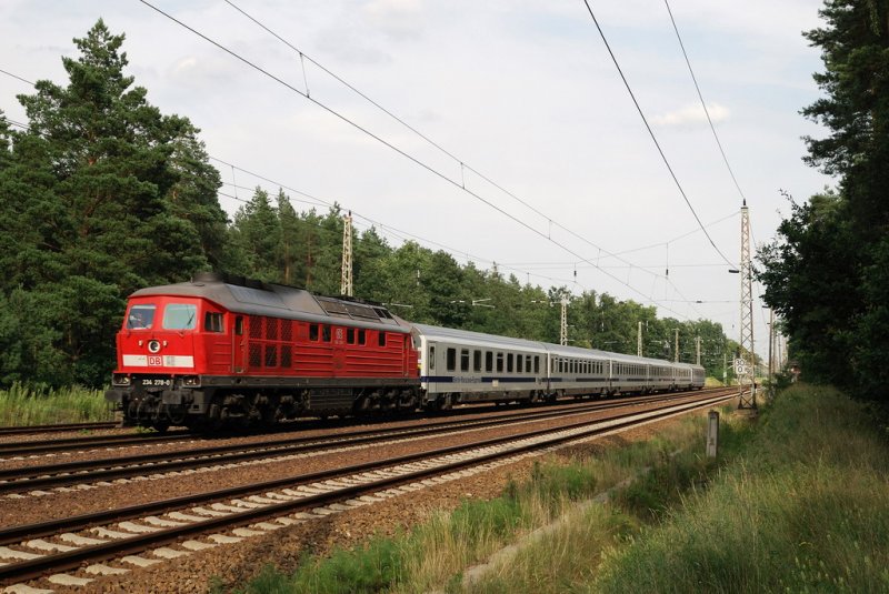 234 278 mit EC 44 bei Fangschleuse (21.07.2007)
