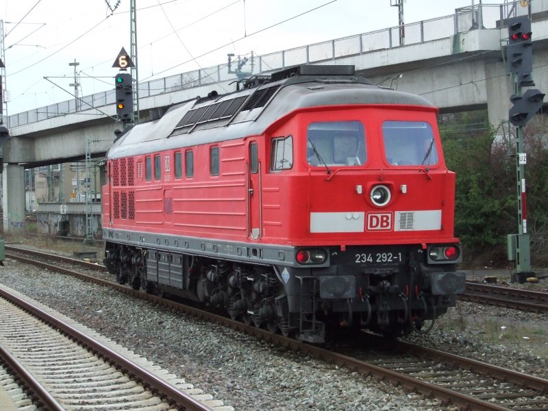234 292-1 als berfhrungsfahrt nach Stuttgart Hbf in Zuffenhausen am 29.03.2007