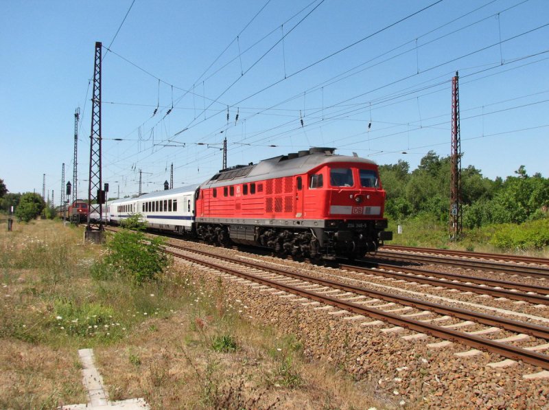 234 346 mit EC 45 in Berkenbrck (18.07.2006)