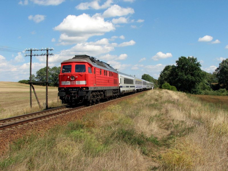 234 346 mit EC 46 in Mncheberg (19.08.2006)