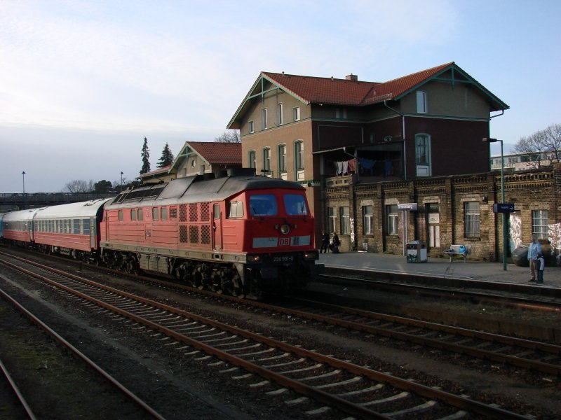 234 551-0 mit EC nach Saratov am 23.02.2008 in Strausberg