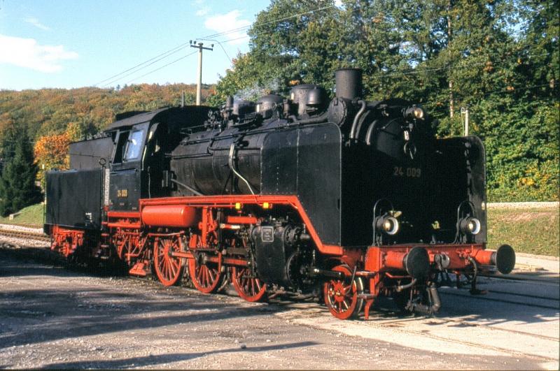 24 009 Ettlingen-Busenbach UEF 1990
