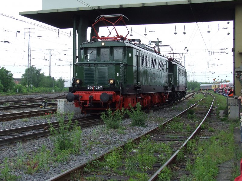 244 108 am 19.5.2007 in Koblenz-L�tzel