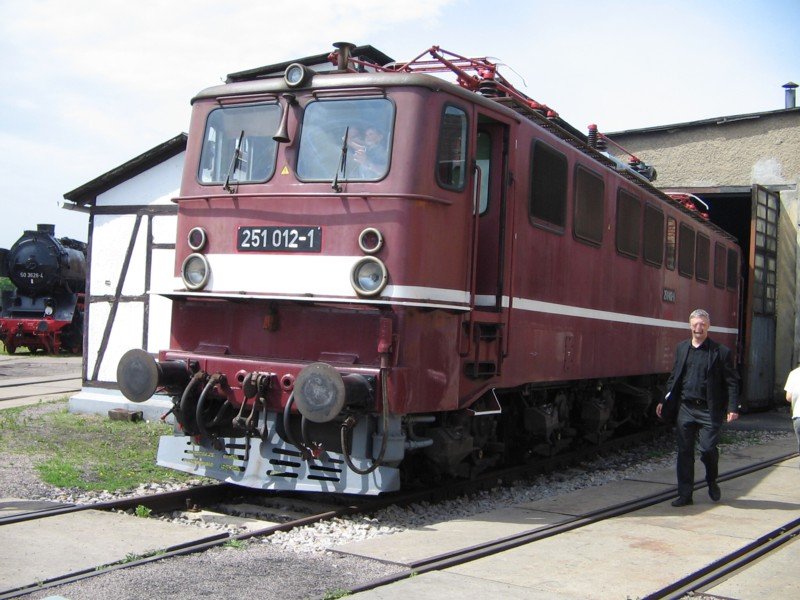 251 012 in Weimar, 26.05.07