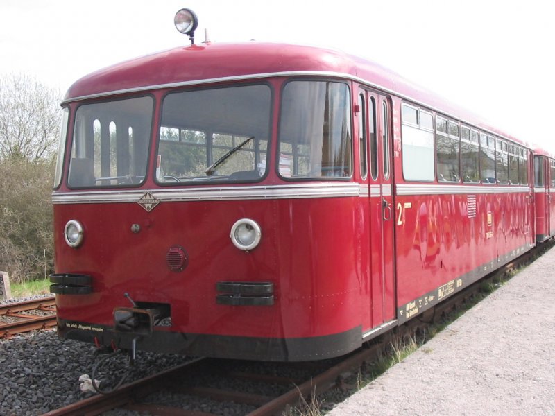 26.04.2008, Garnitur BR 795 beim Bahnhofsfest in Ulmen, Eifel, einmotoriger Triebwagen,  Retter der Nebenbahnen 
