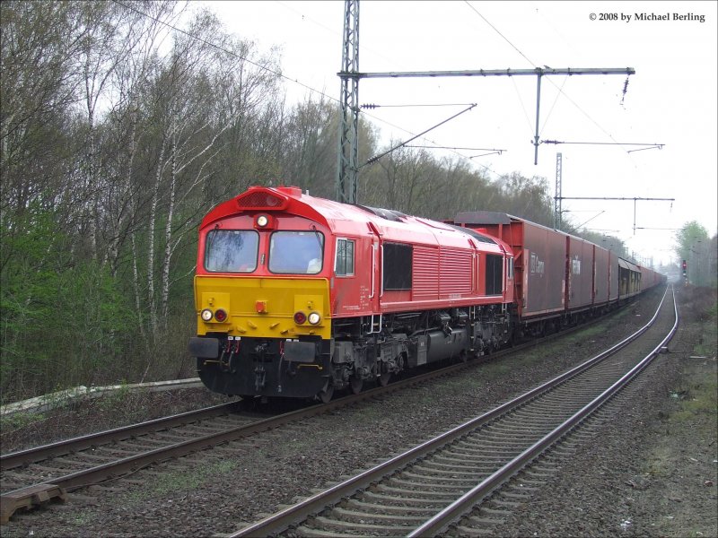 266 206-2 ist laut anschreibung eine Deutsche Railion Lok, sie pendelt mit dem Opel-Zug zwischen Bochum Langendreer und Antwerpen. 4.4.08