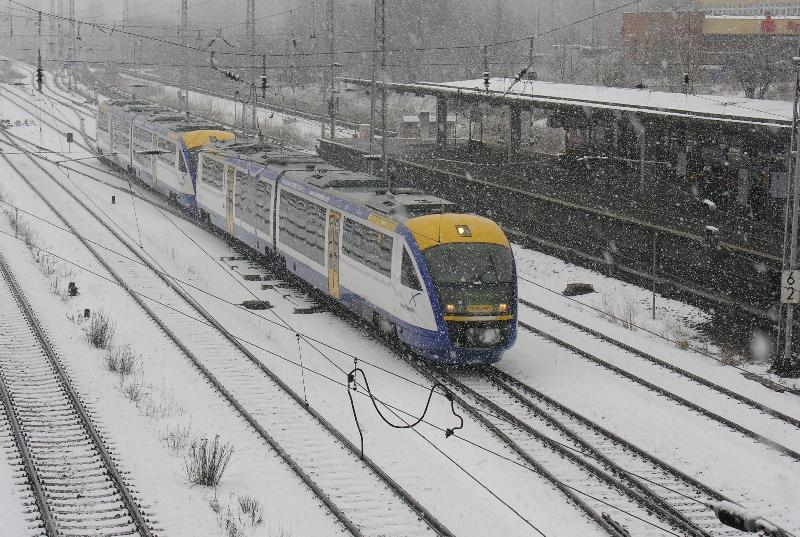 27.02.2005, Connex in Berlin Friedrichsfelde Ost im Schneetreiben auf der Fahrt nach Berlin-Lichtenberg.