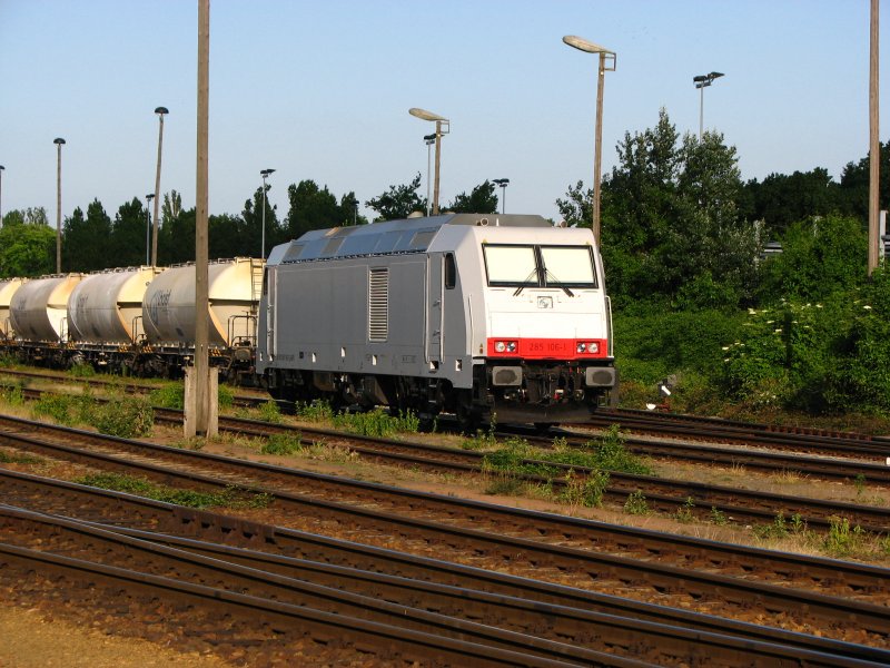 285 106-1 der ITL ist abgestellt im Dresdner Alberthafen.22.06.08.