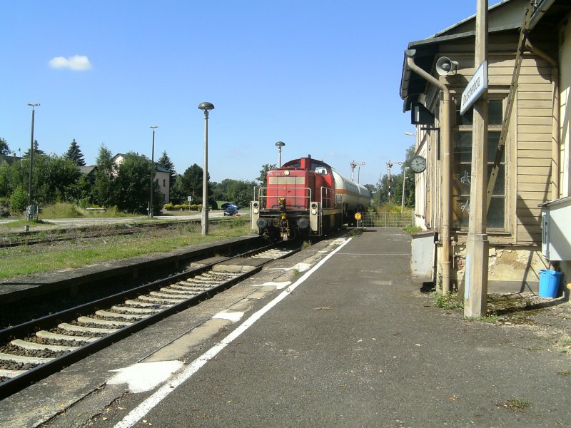 290 556 mit CB 55045 vom Tanklager Rhsa nach Coswig in Deutschenbora am 6.August 2009.