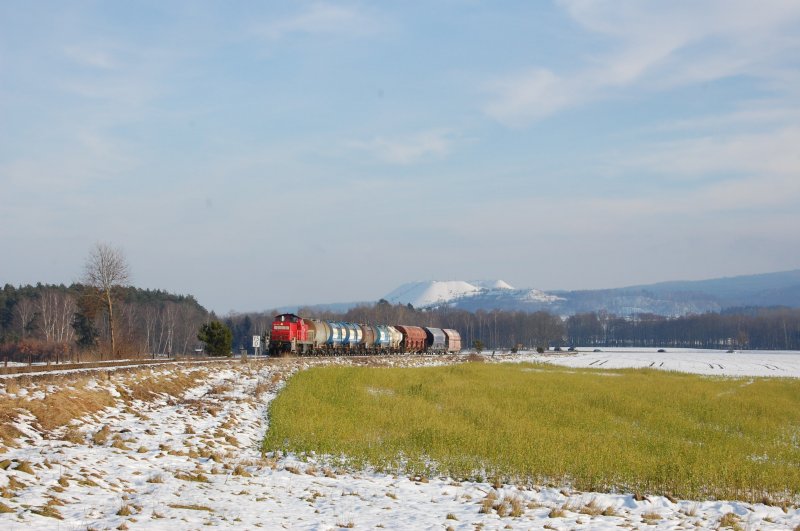 294 612 am 15.12.2008 mit einem Gterzug nach Amberg zwischen Hirschau und Gebenbach. (Strecke Amberg-Schnaittenbach)
