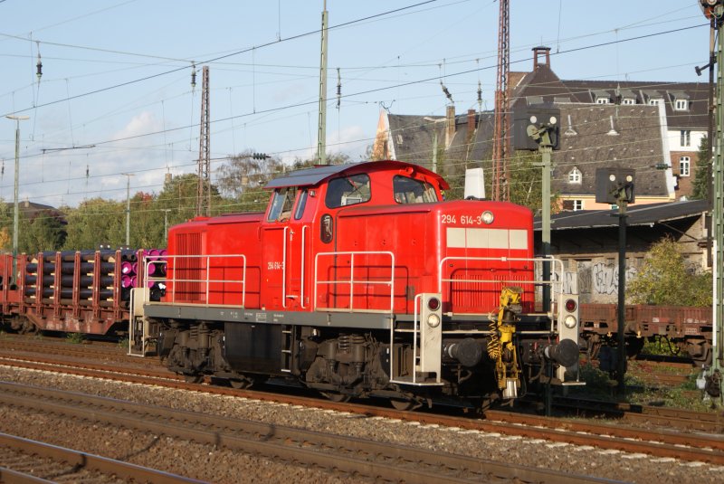 294 614-3 als Lz am Rangieren in Dsseldorf Rath am 01.10.2008