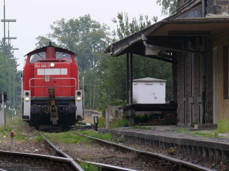 294 685-3 im Bahnhof Hirschau, 28.08.2008
