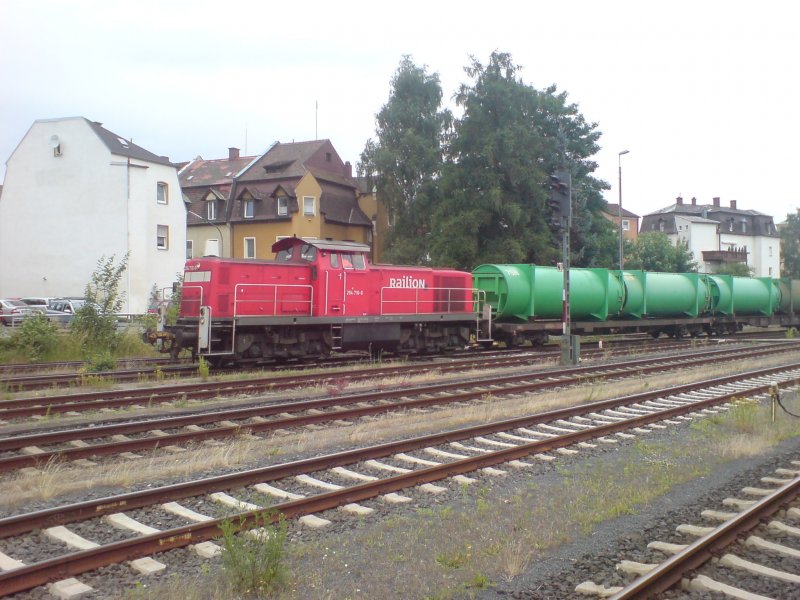 294 716-6 beim Rangieren aufs Gleis 9 in Bahnhof  Weiden (Oberpfalz)