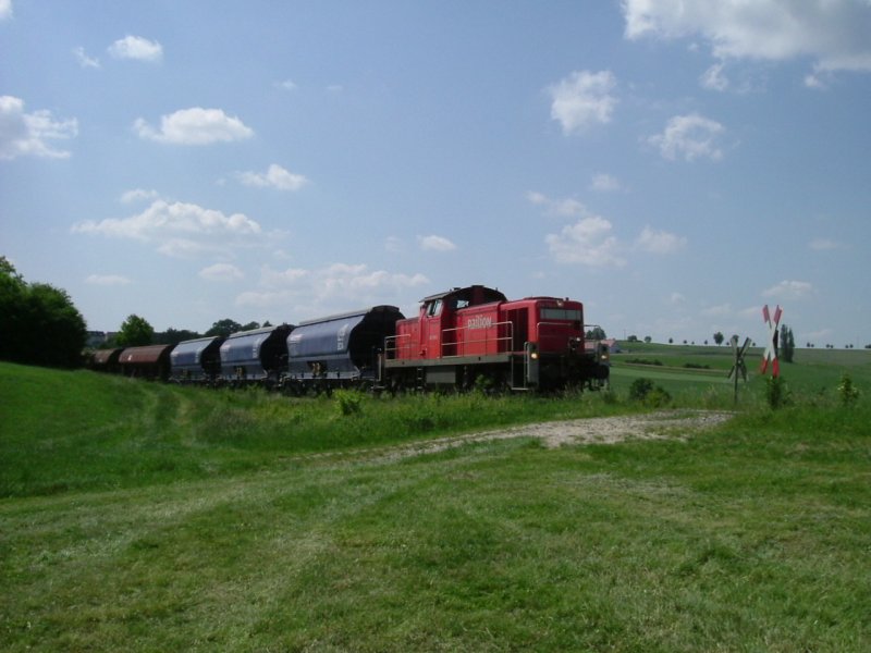 294 716 am 24.05.2007 auf dem Weg nach Hirschau hier bei Gebenbach. (Strecke Amberg-Schnaittenbach)