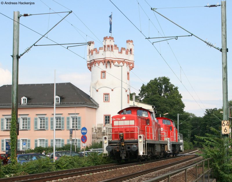 294 734-9 und 589-7als Tfzf  Richtung Koblenz in Rüdesheim(Rhein) am 29.7.08