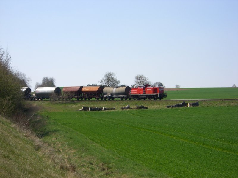 294 762 zwischen Gebenbach und Hirschau am 12.04.2007. Strecke Amberg-Schnaittenbach.