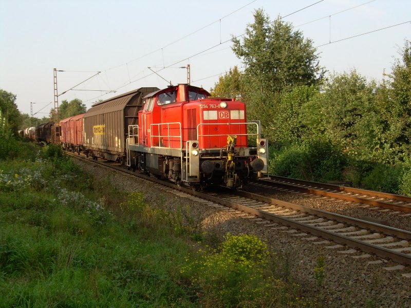 294 763 mit bergabezug in Hannover Limmer am 21.9.2006 