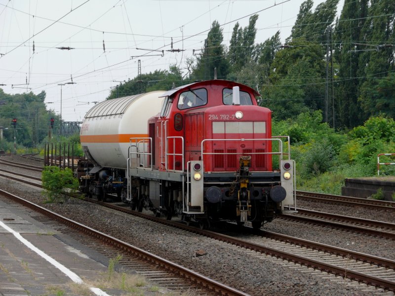 294 792-7 der Railion durchfhrt den Bf. Herne am 2.9.2008