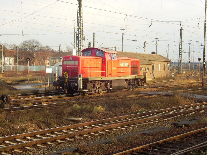 296 030-0 rangierte am 19.12.2008 in Seelze.