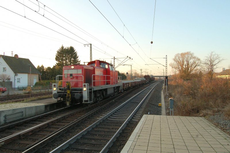 296 084-2 mit GZ, f�hrt in Heidelberg Pfaffengrund/Wieblingen Richtung Heidelberg Hbf. 17.12.2007