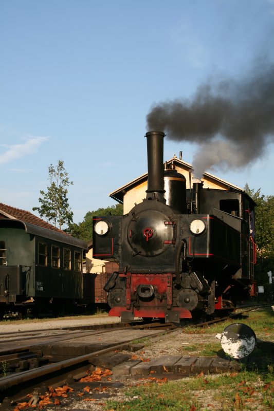 298.52 der GEG (Steyrtalbahn) am 06.09.2008 beim Umsetzen in Steyr Lokalbahnhof.
