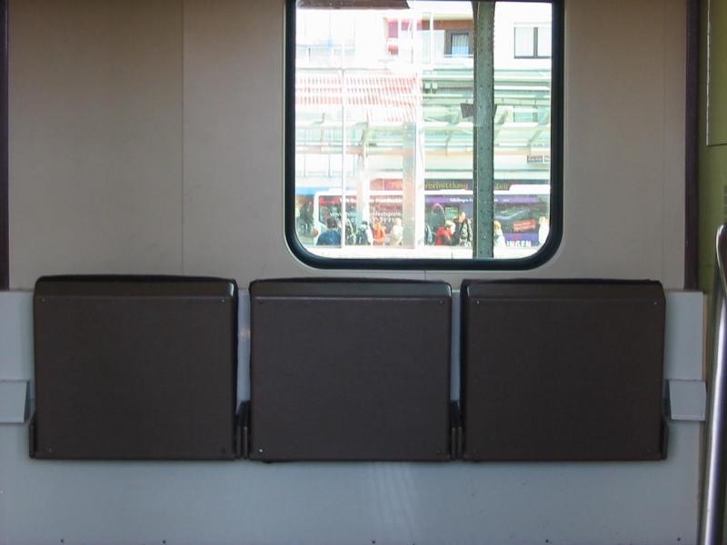 3 Platz Sitzreihe in eine 628.2