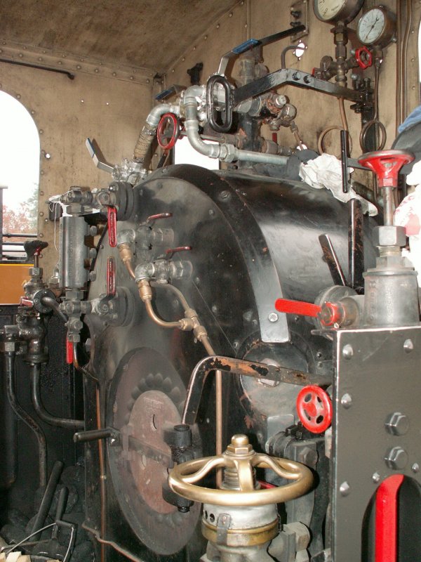 30 Jahre SchBB.Blick in den Fhrerstand der Lok Pinus (Henschel 1944)28.09.08