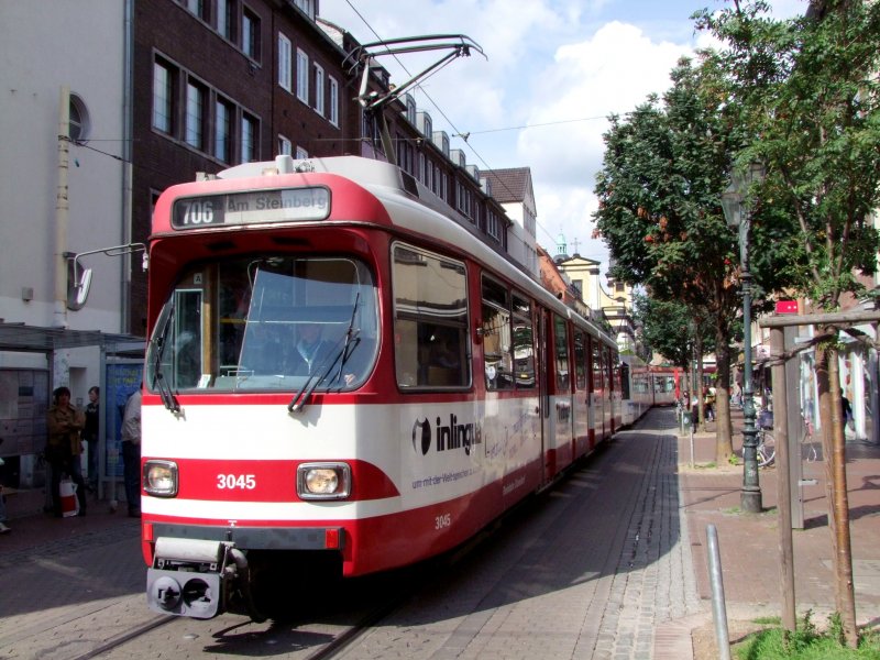 3045 als Linie706(Am Steinberg) wird  verfolgt  von den Wagen 2136;2129 u. 2123; 080904