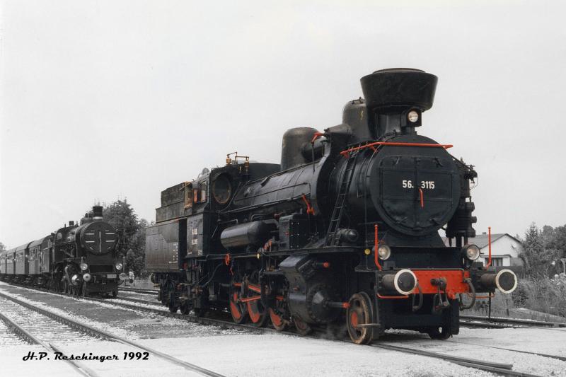 31.5.1992 - GKB 56.3115 und 109.13 vom Heizhaus Strasshof fhren zwei Sonderzge von Graz nach Lieboch - Die Ausfahrt aus dem Graz-Kflacherbahnhof erfolge parallel - Am Bahnhof Strassgang wurden die beiden Zge wieder vereint
