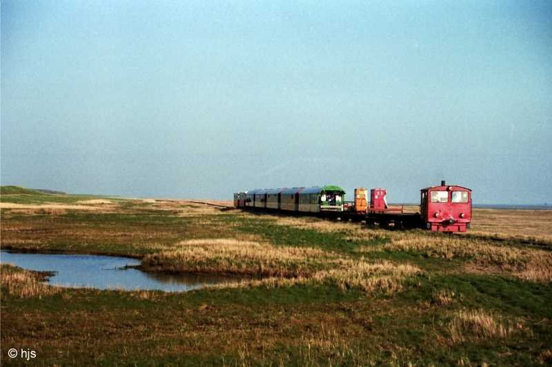 329 503 unterwegs zum Anleger (30. April 1990).
