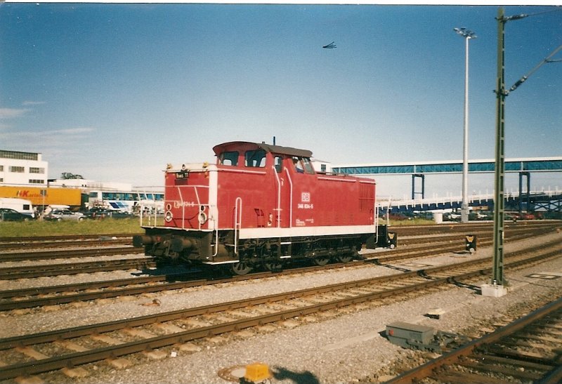 346 834 ganz Alleine im Juli 1998 im Fhrhafen Mukran.