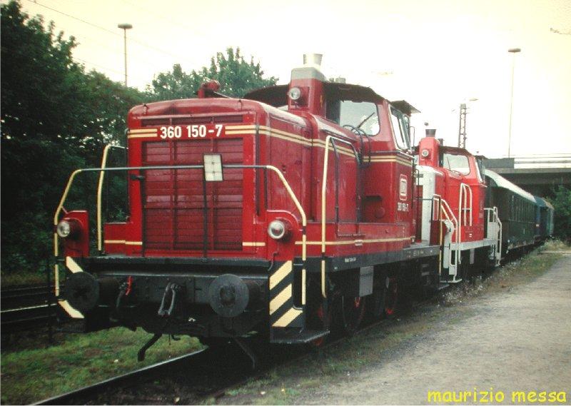 360 150 + 360 158 - Nuernberg - 01.09.2000