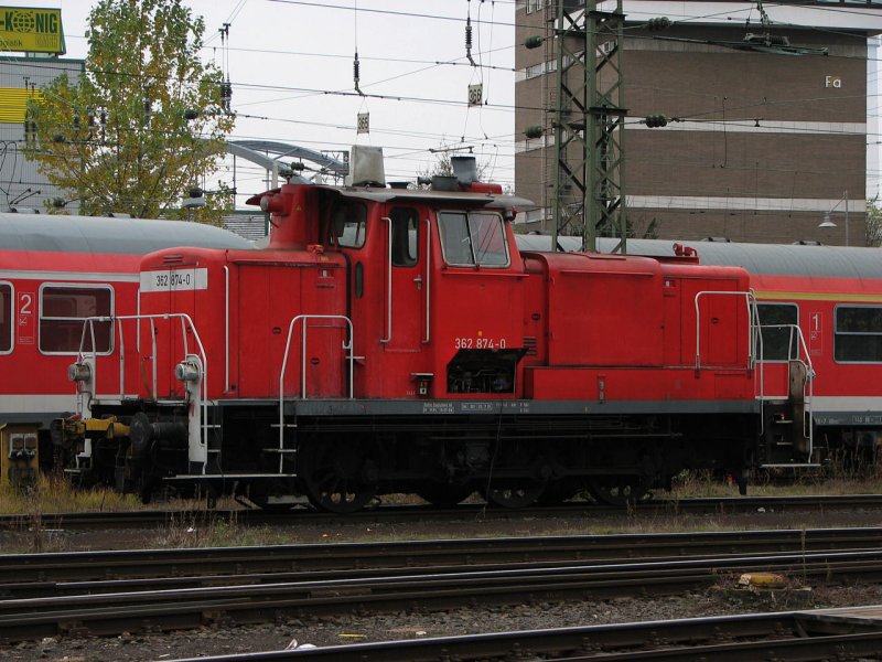 362_874 in der Abstelgruppe vor dem Frankfurter Hauptbahnhof
18.11.2007