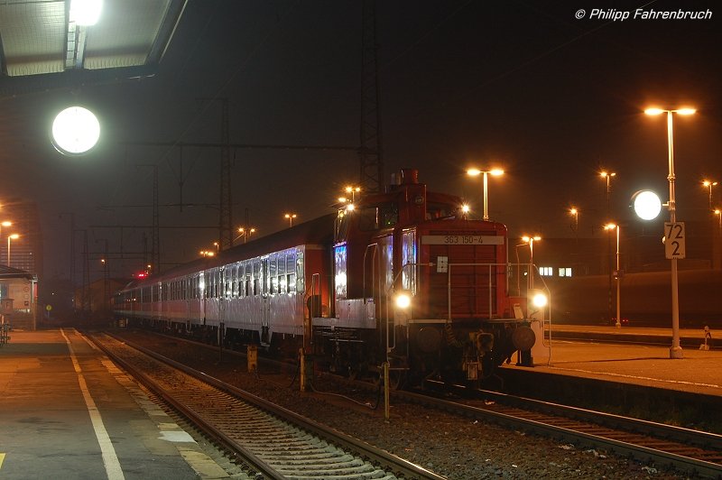 363 150-4 am Abend des 21.12.07 bei Rangierarbeiten im Aalener Bahnhof.