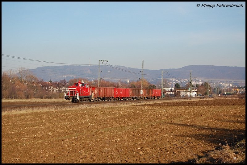 363 150-4 zuckelt am Nachmittag des 25.01.08 mit FZT 56090 von Aalen nach Essingen ihrem Fahrtziel entgegen, aufgenommen am Kilometer 68,2 der Remsbahn (KBS 786).