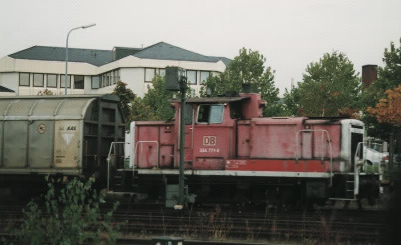 364 771 mit einem bergabezug in Mayen Ost