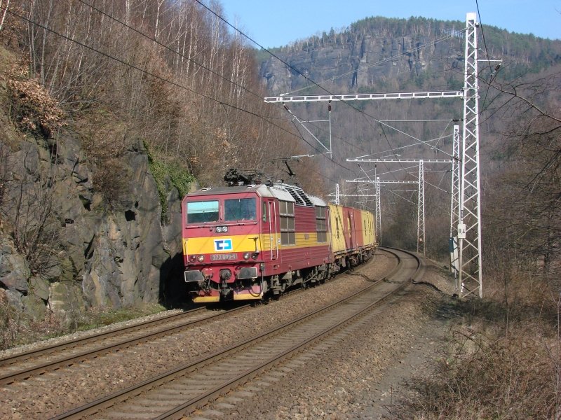 372 009-1 am 24.02.2008 mit Gz in Richtung Decin bei Doln leb zastavka