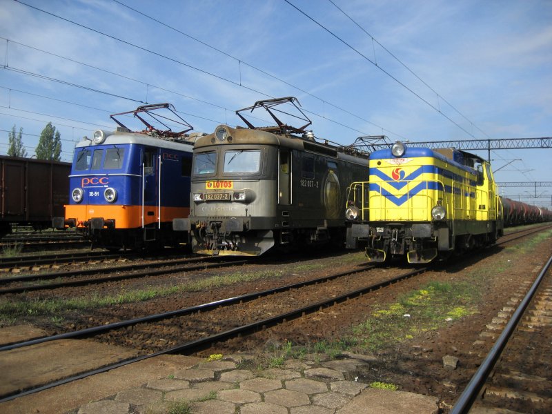 3E-51 , 182 037-2 und unsere SM42-2053 am 09.06.2009 in Bydgoszcz Wschd.
