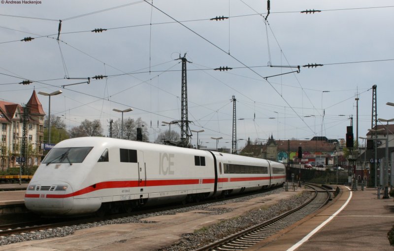 401 084-9 als ICE 272 bei der Einfahrt Offenburg am 20.4.08