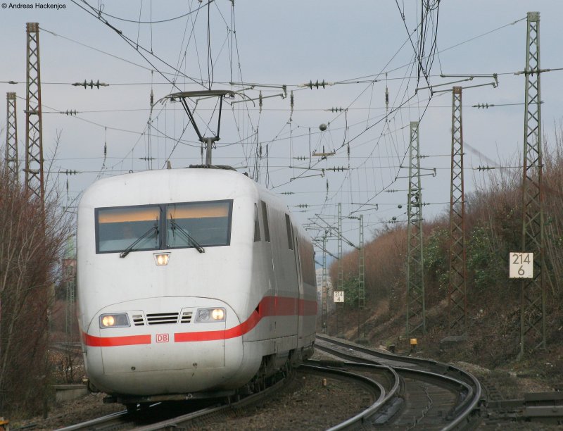 401 084-9 als ICE 375 (Berlin Ostbahnhof-Interlaken Ost) am Abzweig Leutersberg 22.12.08