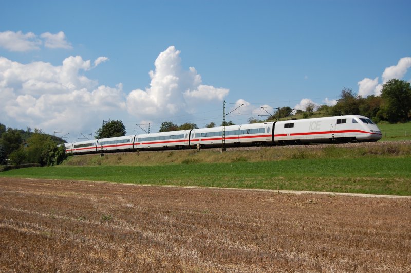 401 501-3  Gieen  am 24.08.07 auf der Fahrt Richtung Ulm/Mnchen, aufgenommen bei Urspring an der KBS 750 (Filsbahn).