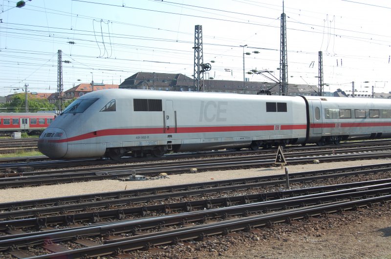 401 502 bei der Einfahrt M�nchen Hbf (Aufnahme vom 29.04.07) 