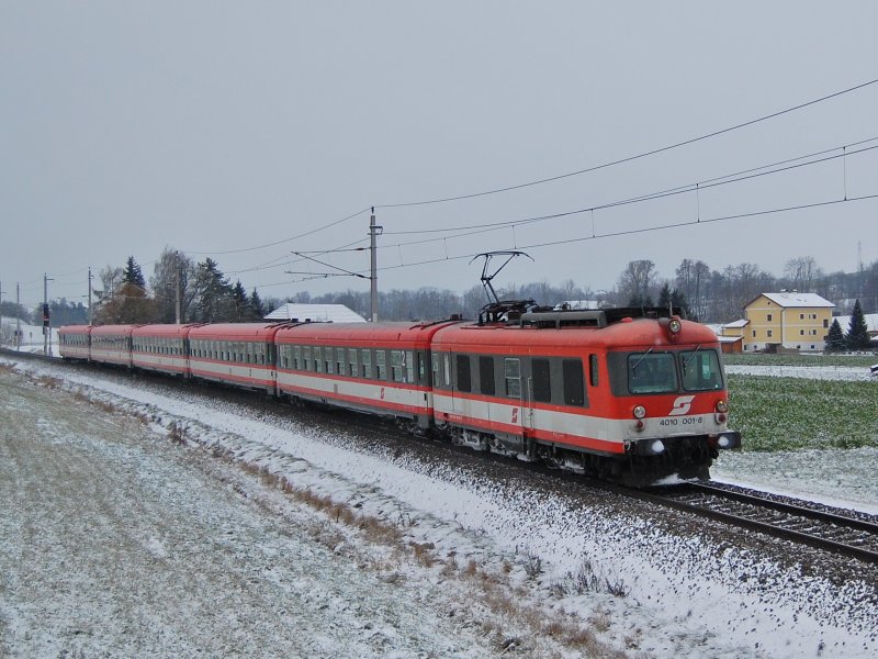 4010 001 als IC 500 am 15.12.2007
bei Wartberg/Kr.