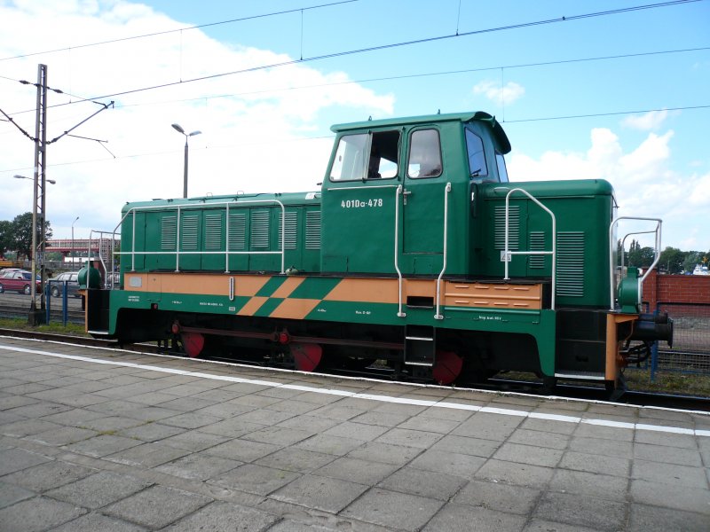 401Da 478 steht am 24.7.2007 in Swinemnde auf Gleis 2.