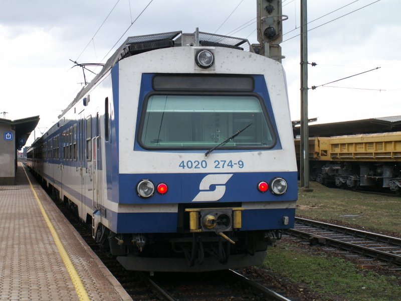 4020 274-9 als S15 in Wien Htteldorf, 15.2.2007
