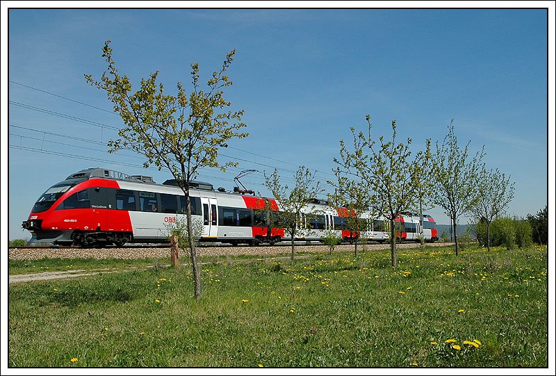 4024 053 als S 40 von Wien nach Tulln unterwegs, aufgenommen am 16.4.2007 kurz vor der Haltestelle Muckendorf.
