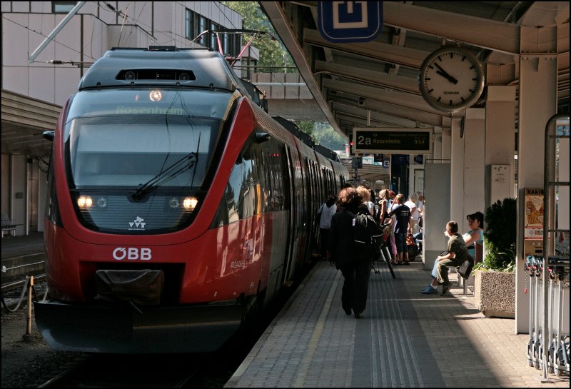 4024 065-5 steht in Kufstein als R 5110  KLANGSPUREN SCHWAZ/TIROL  auf der Fahrt von Telfs-Pfaffenhofen nach Rosenheim. (10.07.2008)
