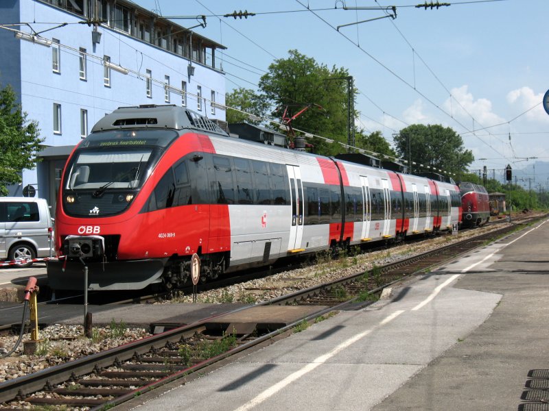 4024 069 bei der Fahrzeugschau 150 Jahre Maximilliansbahn in Rosenheim. Fahreug des Verkehrsverbund Tirol.